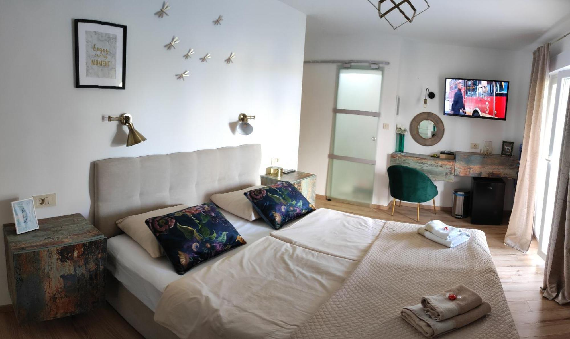 Riviera Rooms And Apartments Palit Eksteriør bilde